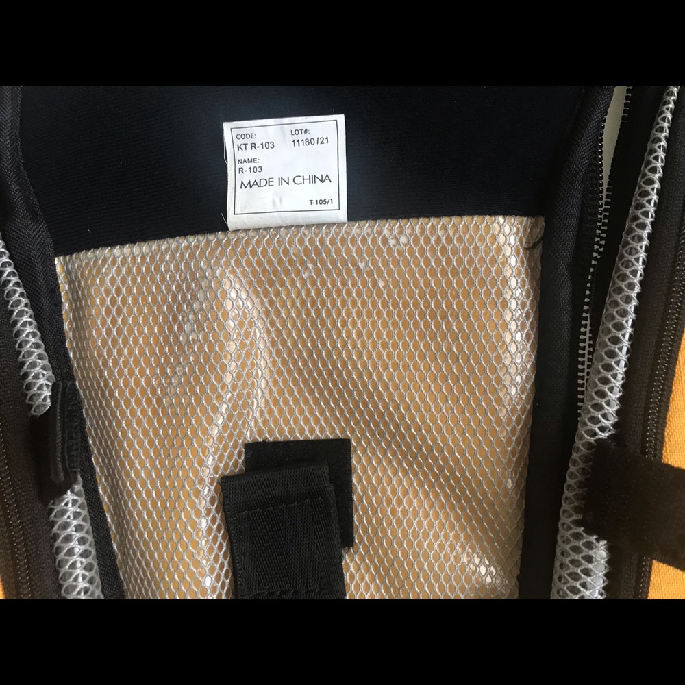 Kata R-103 DSLR camera backpack - Picture 8 of 10